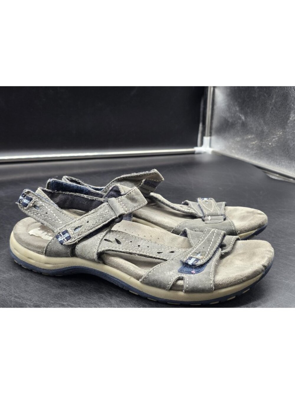 Earth Origins Sandals Womens Size 9.5 Gray Sophie Suede Strappy Comfort Shoes